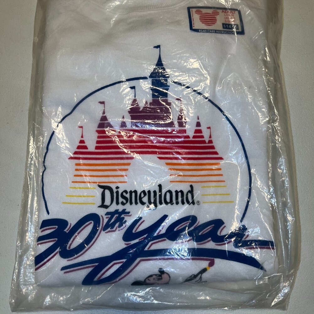 1985 vintage Disney land 30 years anniversary sweatshirt brand new